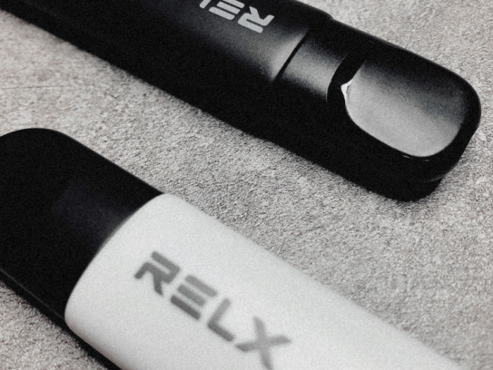 relx悦刻四代五代烟弹可以通用吗？